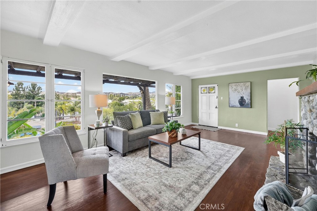 5211 Eureka Property Photo 11