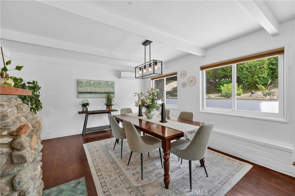 5211 Eureka Property Photo 14