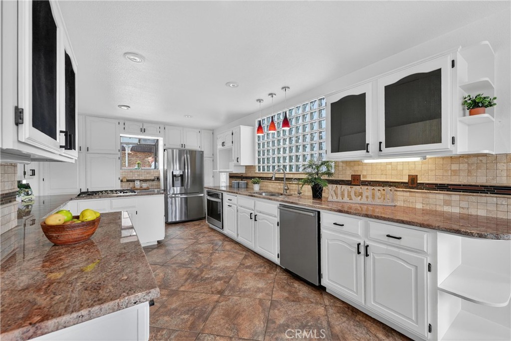 5211 Eureka Property Photo 15