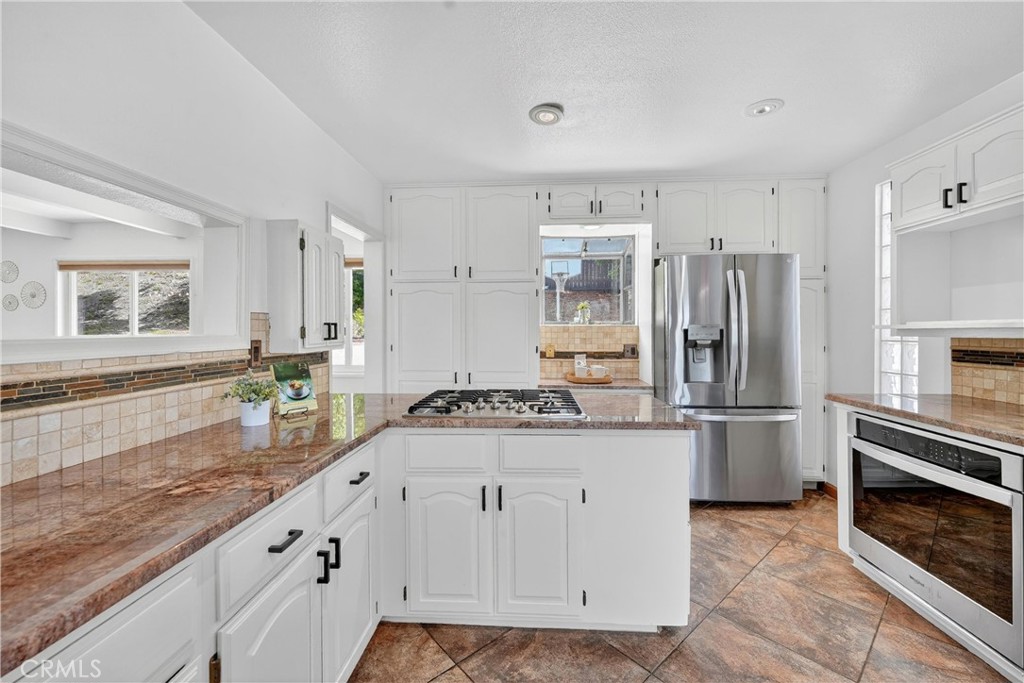 5211 Eureka Property Photo 17