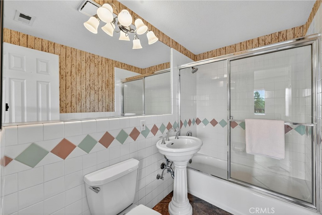 5211 Eureka Property Photo 26