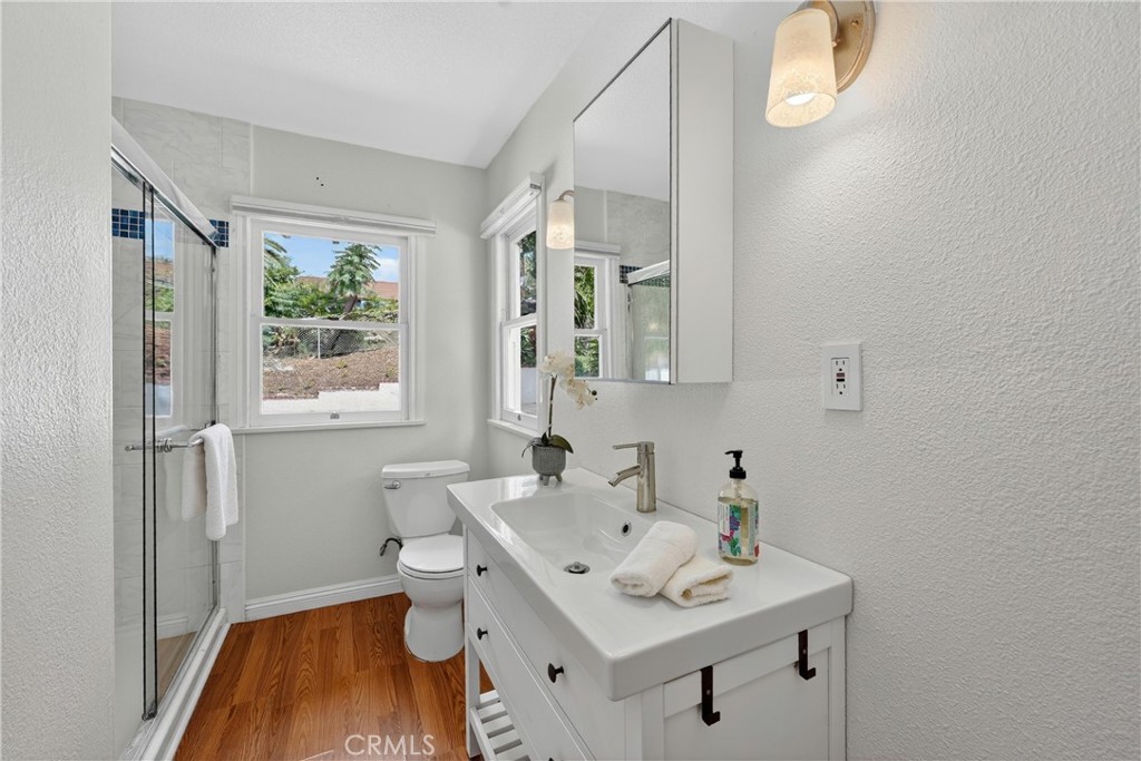 5211 Eureka Property Photo 29