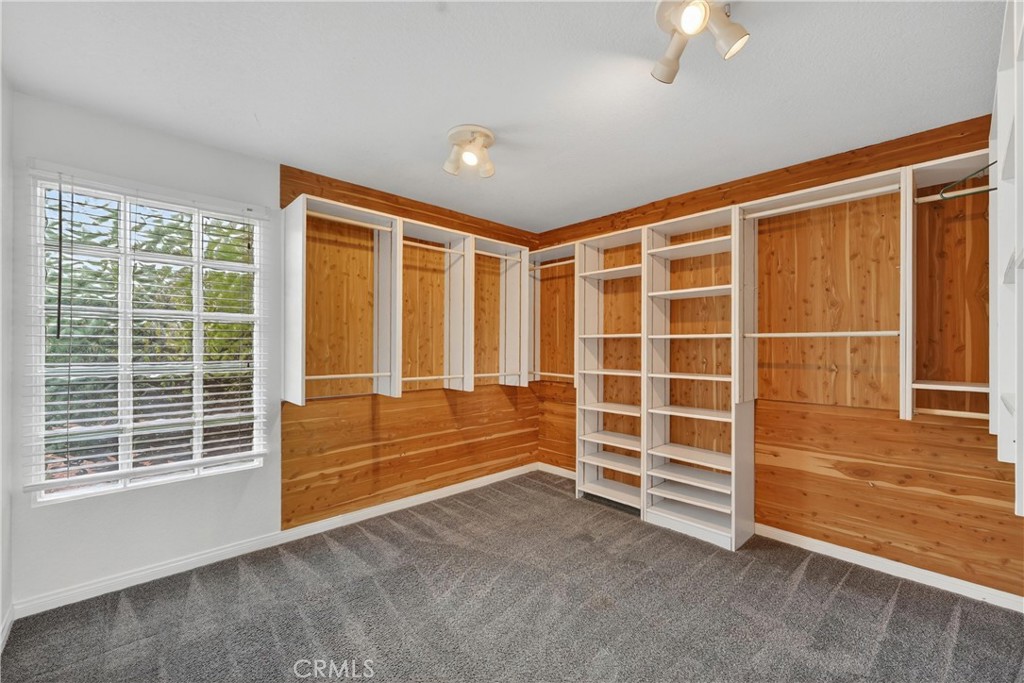 5211 Eureka Property Photo 37