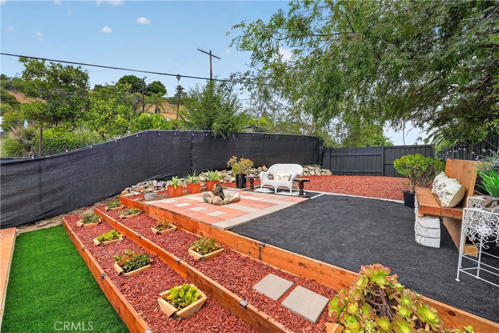 4419 Radium Property Photo 43