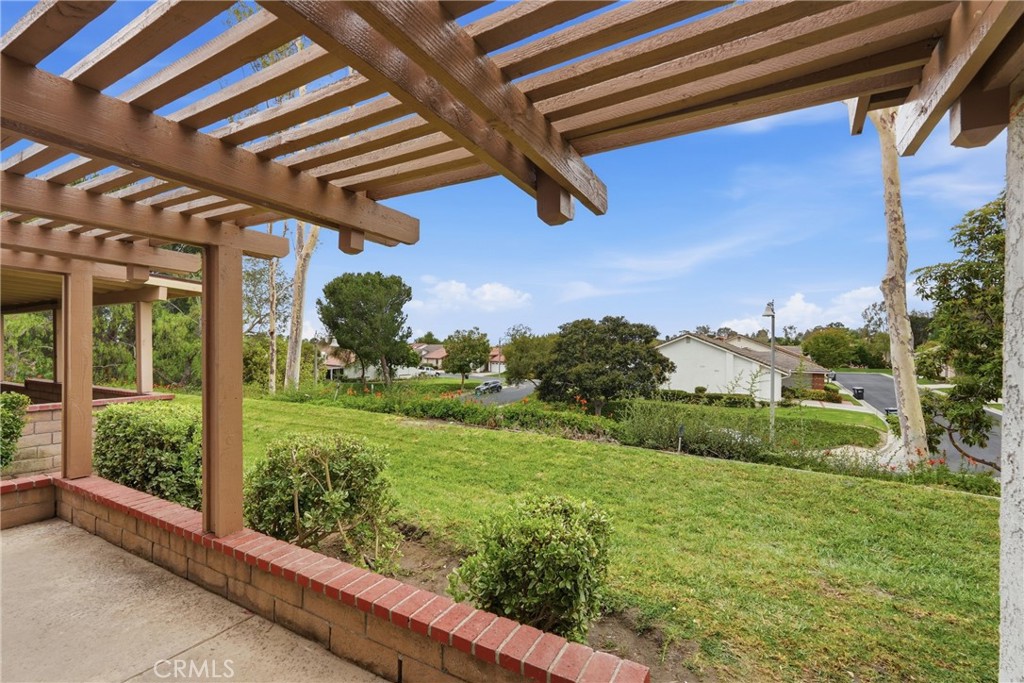 23592 Villena Property Photo 31