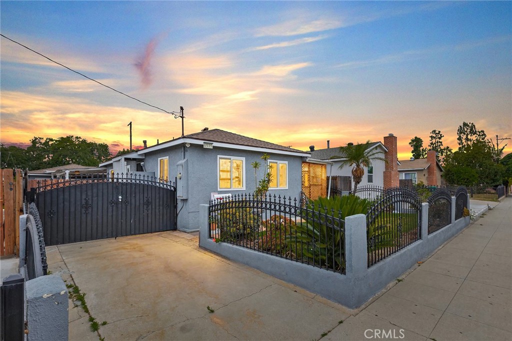 6535 Downey Property Photo 1