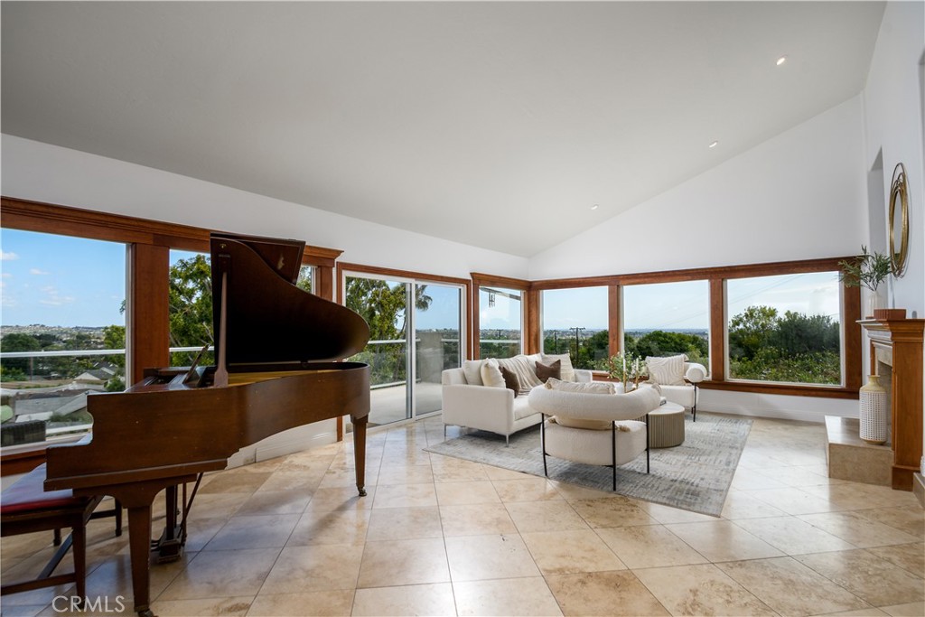 16628 Monte Oro Property Photo 1