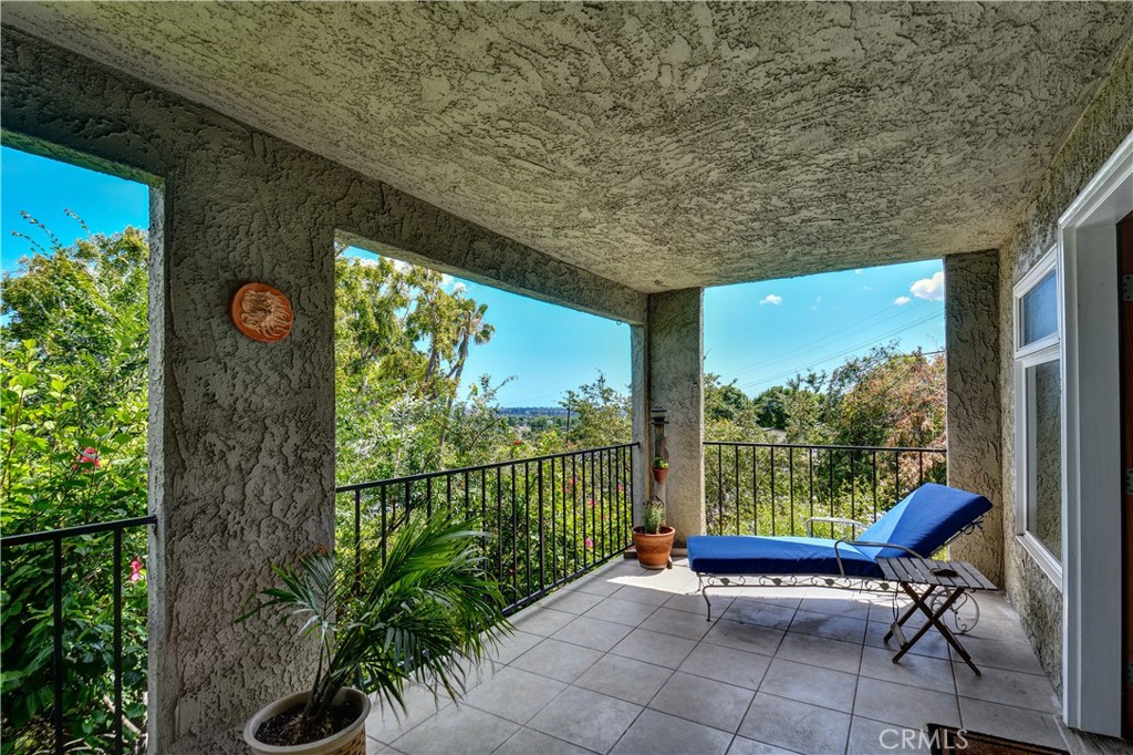 16628 Monte Oro Property Photo 21