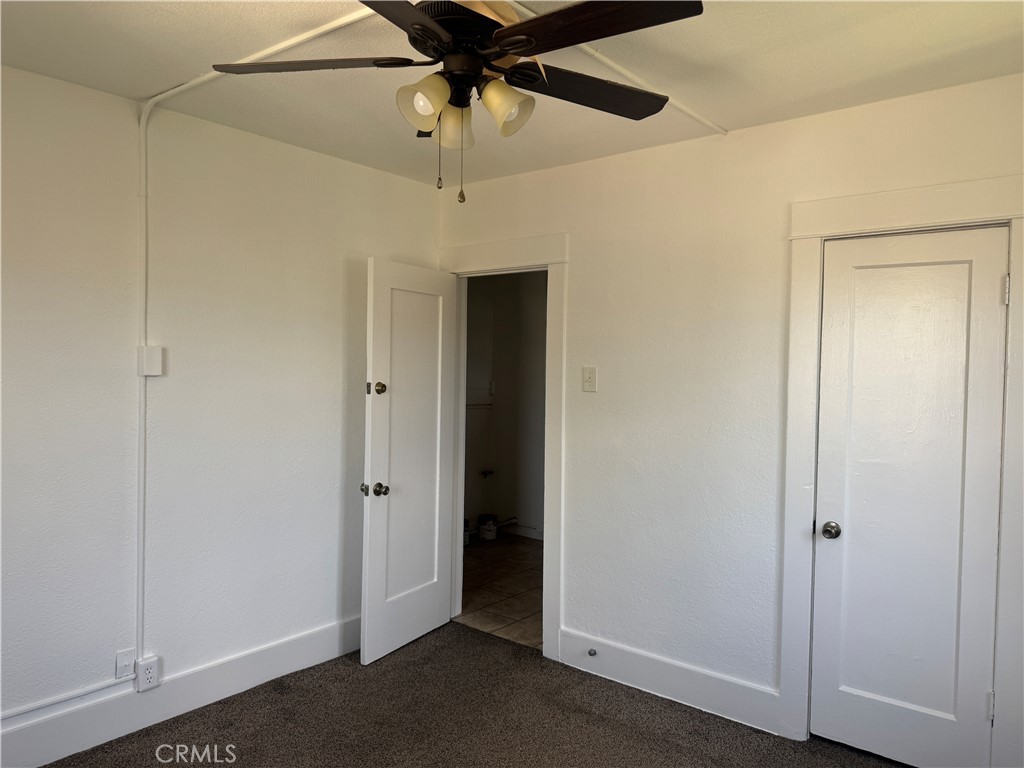 468 2nd Street 1/2 Property Photo 8