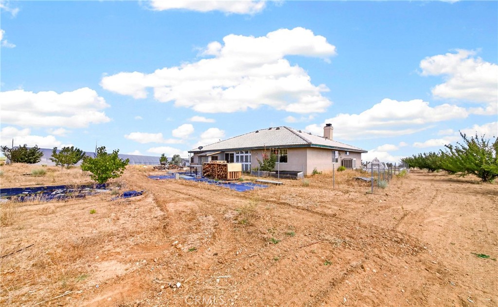 5445 Snow Line Property Photo 8