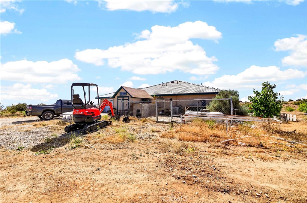 5445 Snow Line Property Photo 10