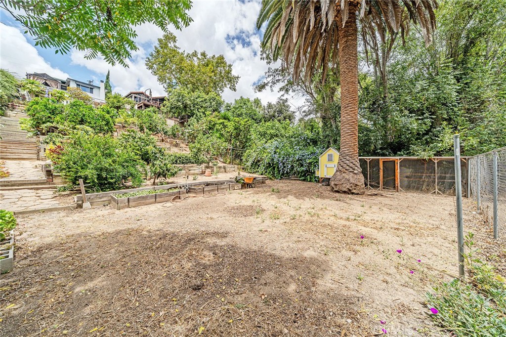 774 Stephens Ave Property Photo 44