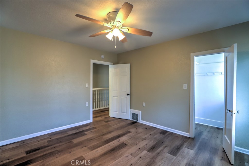 811 E Chapman Property Photo 31