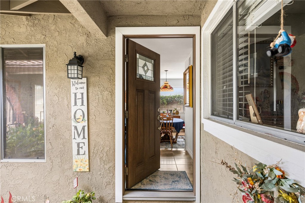 915 E La Veta Avenue Property Photo 4