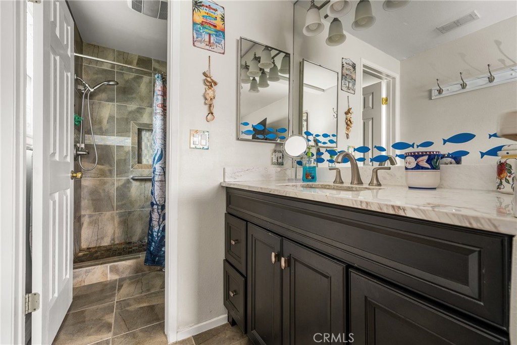 915 E La Veta Avenue Property Photo 16