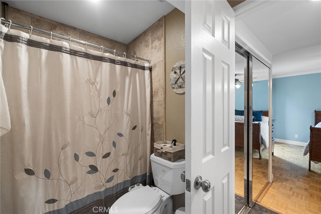 1117 Rosecrans Avenue 15a Property Photo 20