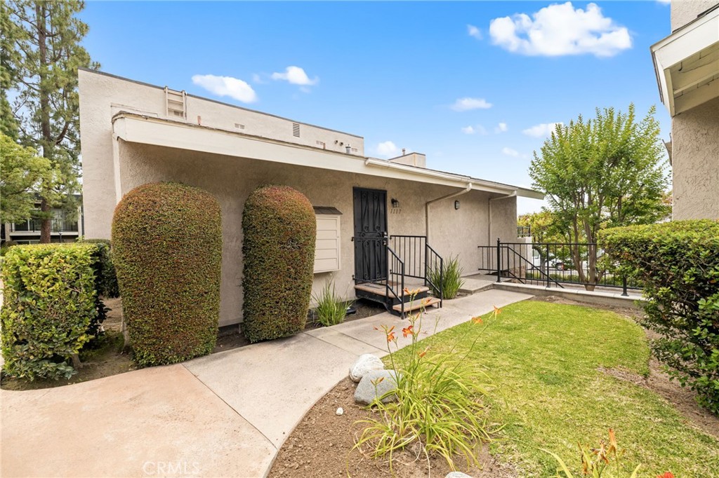 1117 Rosecrans Avenue 15a Property Photo 28