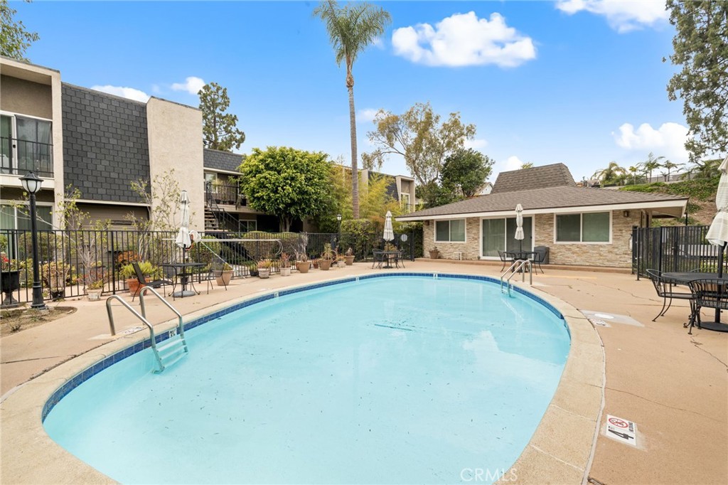 1117 Rosecrans Avenue 15a Property Photo 31