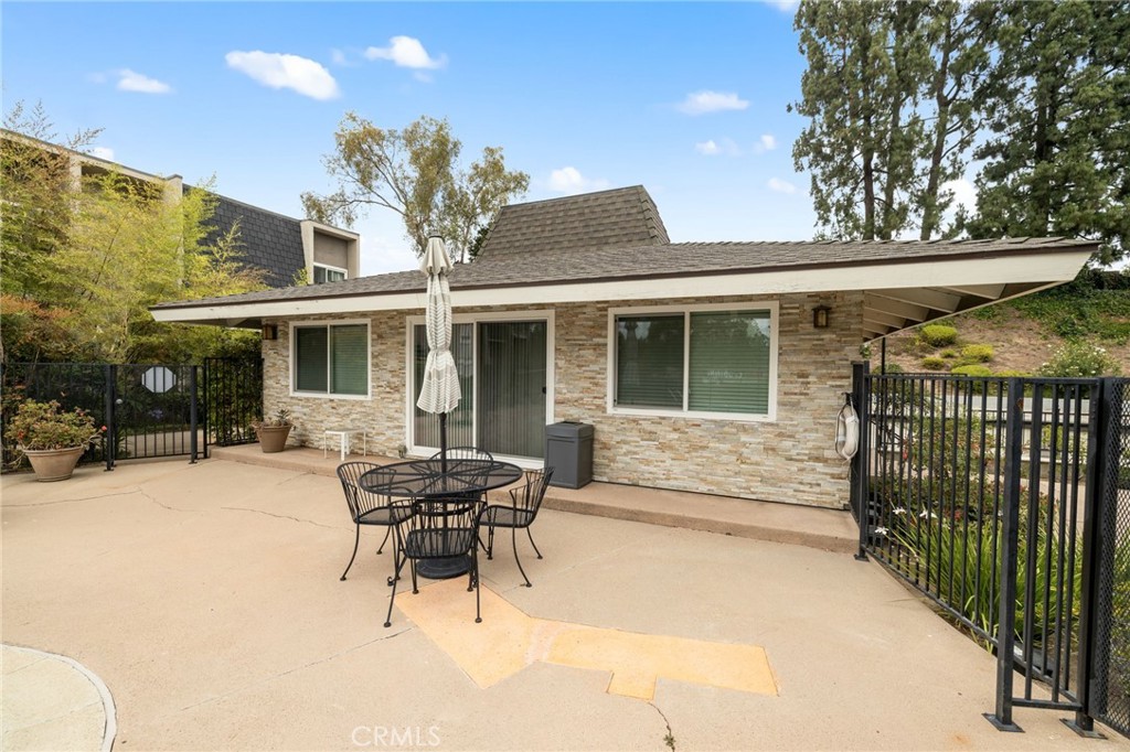 1117 Rosecrans Avenue 15a Property Photo 32