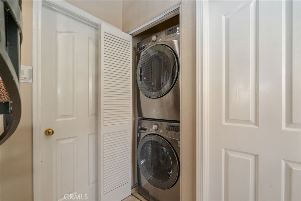 2756 Monza Property Photo 32