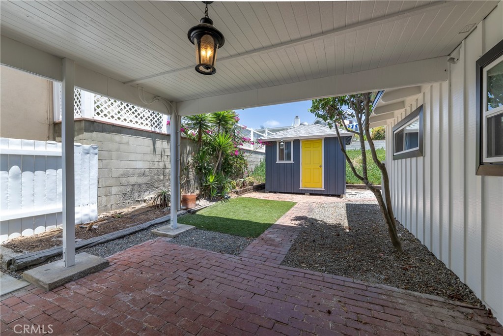 1547 Neptune Property Photo 15