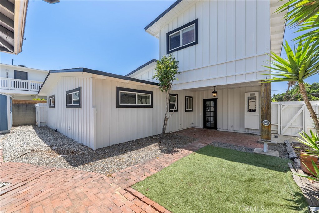 1547 Neptune Property Photo 20