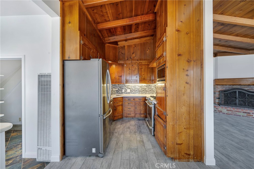 1547 Neptune Property Photo 33