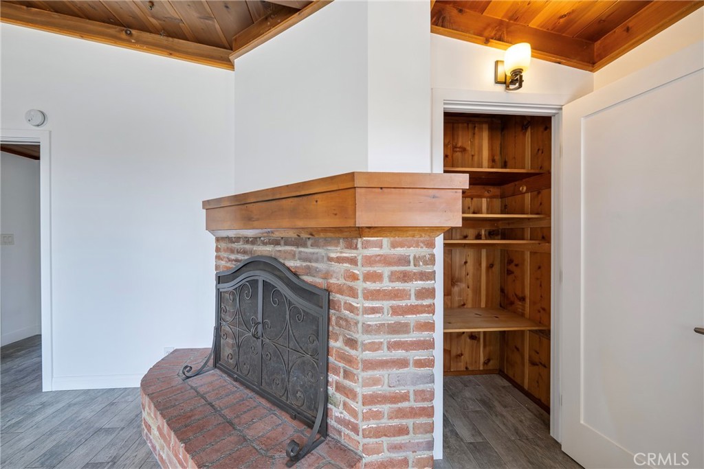 1547 Neptune Property Photo 41