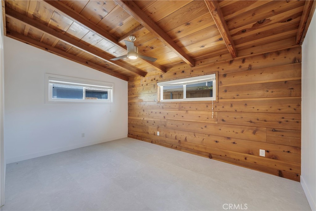 1547 Neptune Property Photo 44