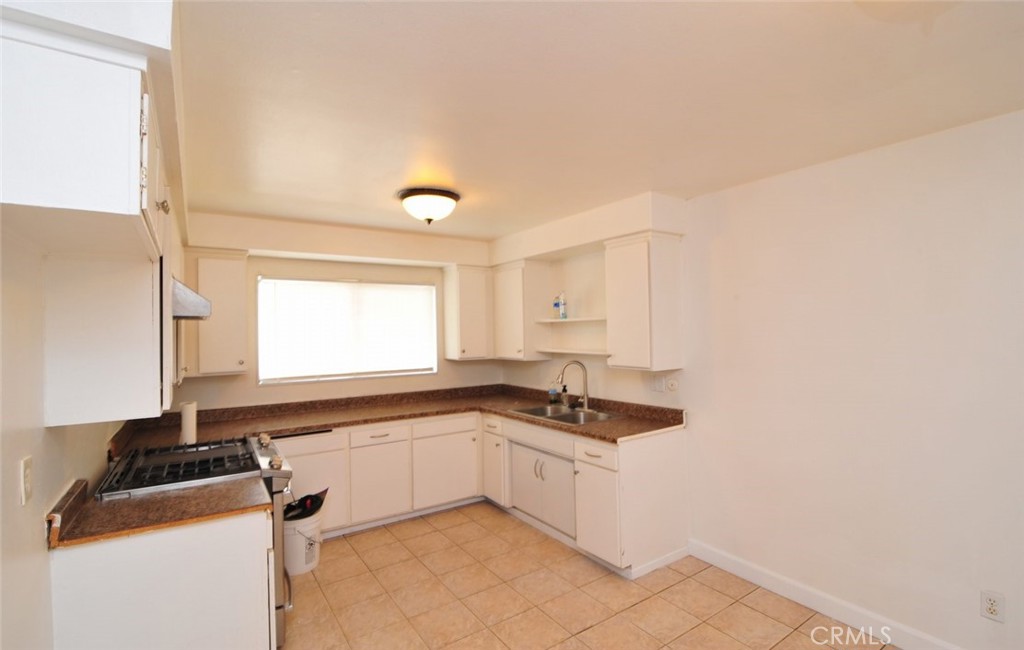 17 Scottsdale N Property Photo 5