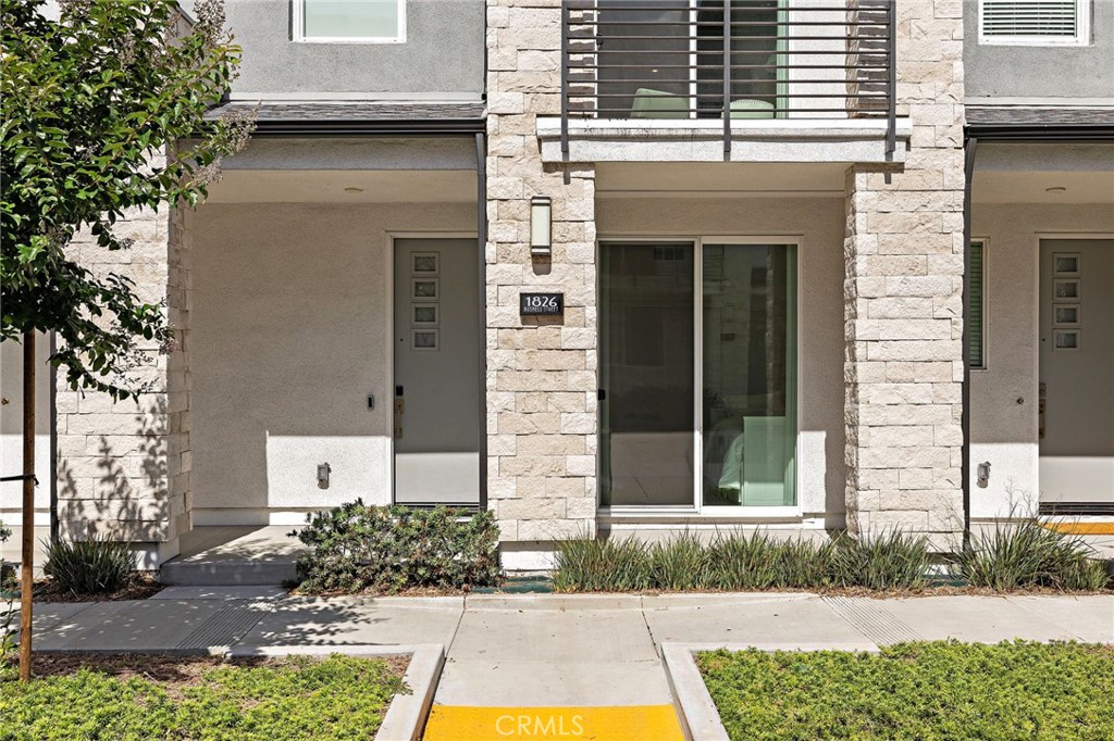 1826 W Bushell St Property Photo 3