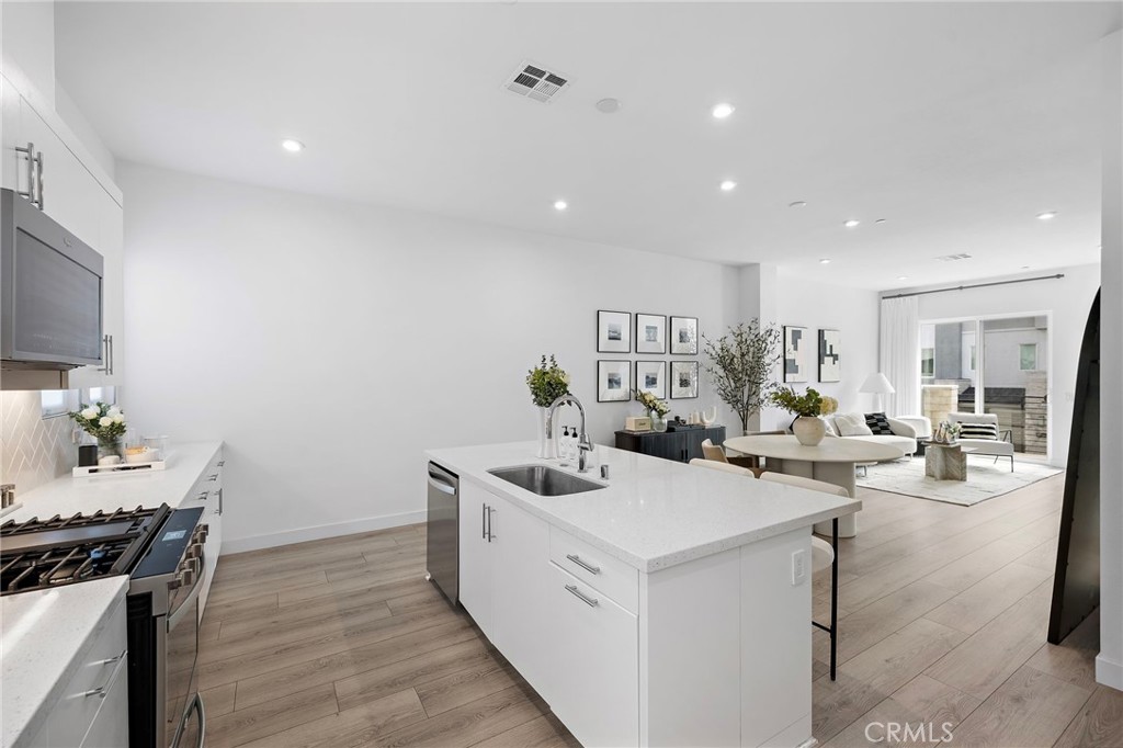 1826 W Bushell St Property Photo 12