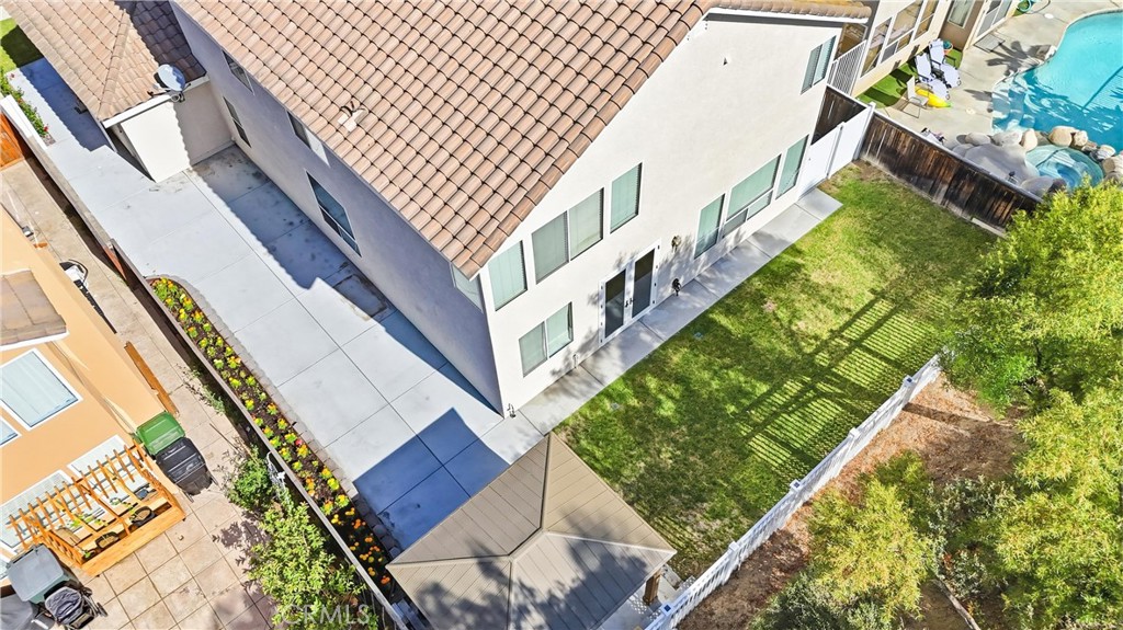 817 N Temescal Property Photo 46