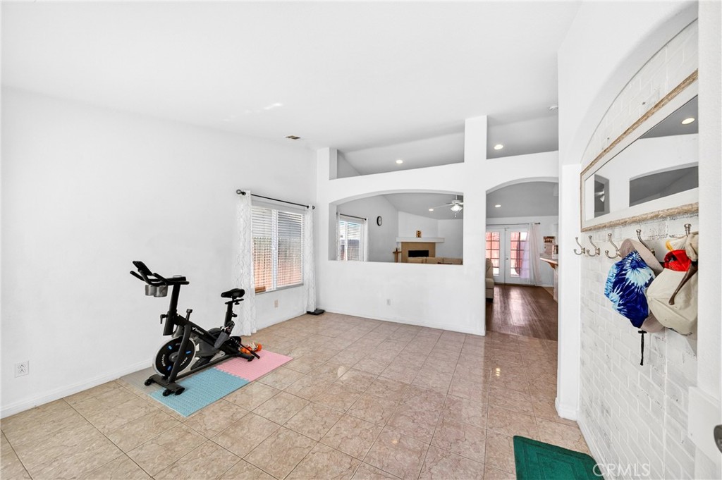 13221 Cypress Property Photo 7