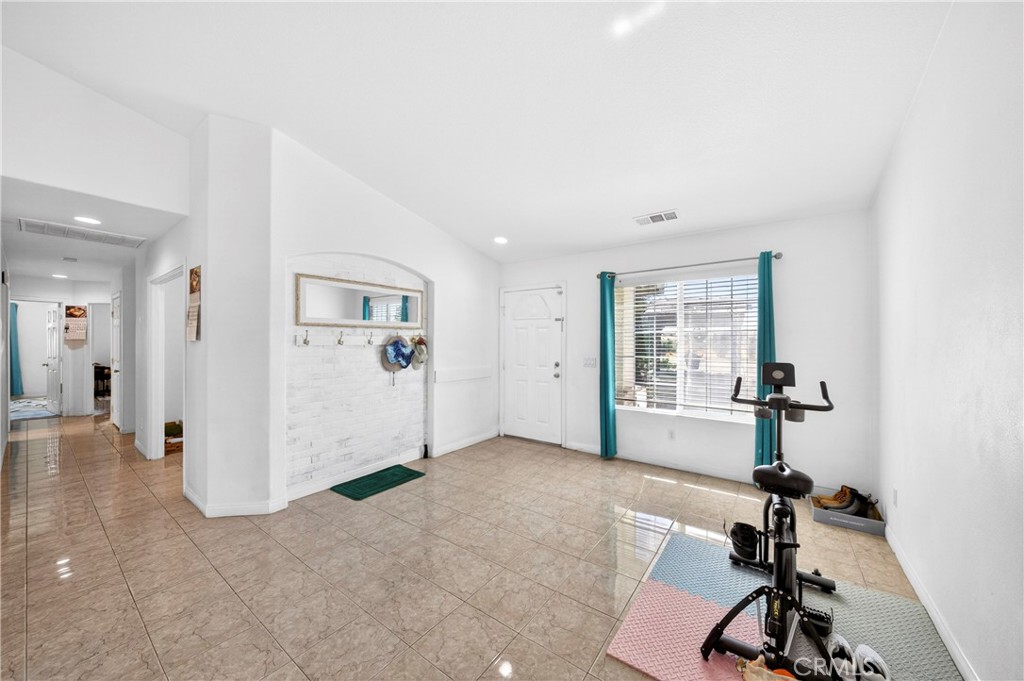 13221 Cypress Property Photo 10