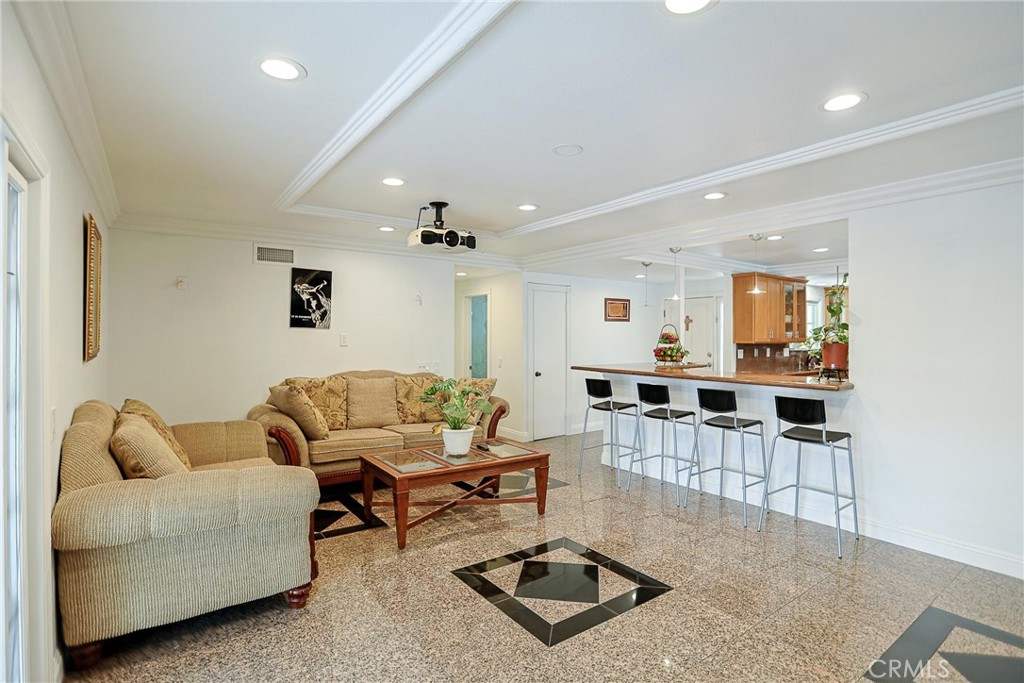 25532 Charlemagne Property Photo 4