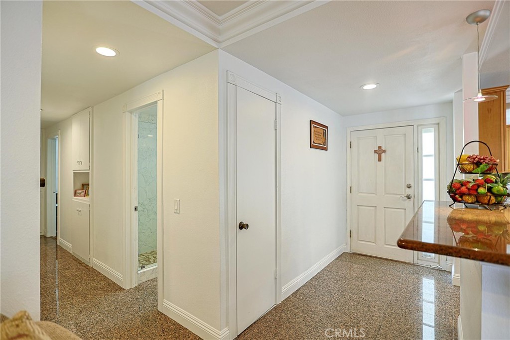 25532 Charlemagne Property Photo 10