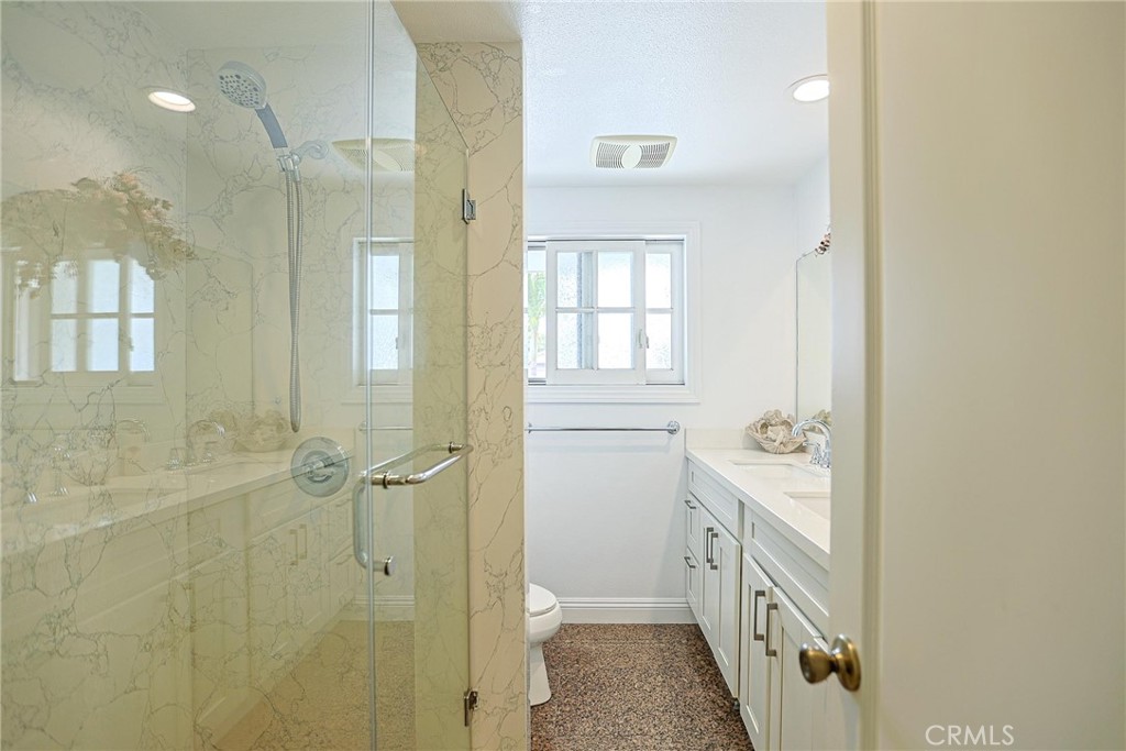 25532 Charlemagne Property Photo 12