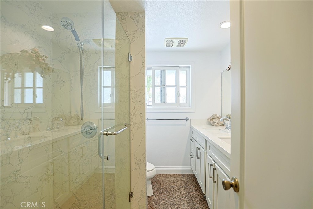 25532 Charlemagne Property Photo 12