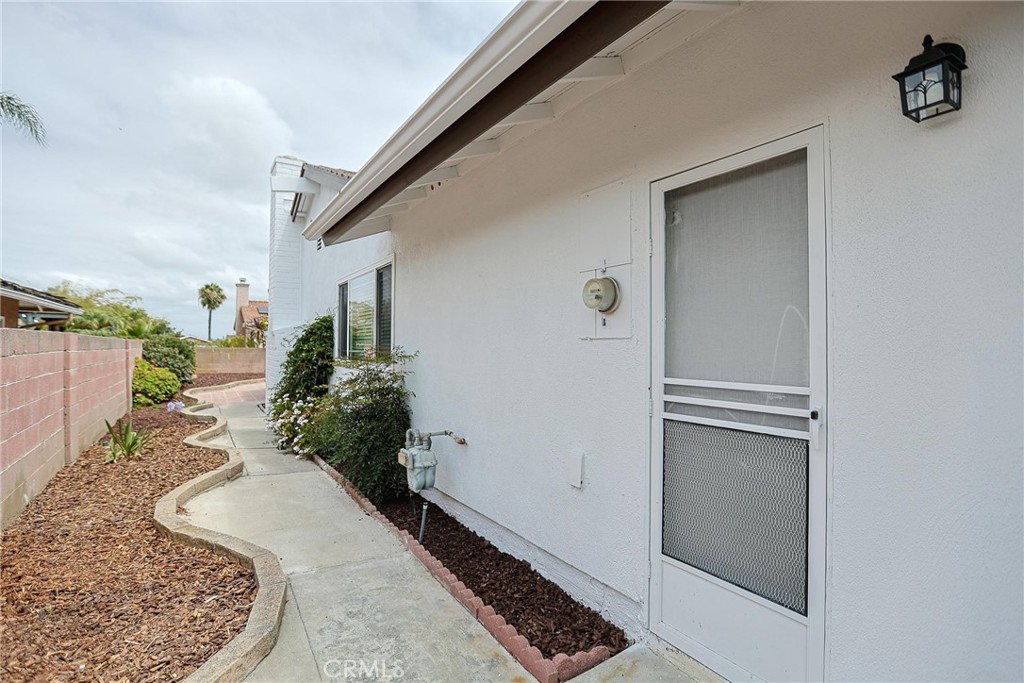 25532 Charlemagne Property Photo 20