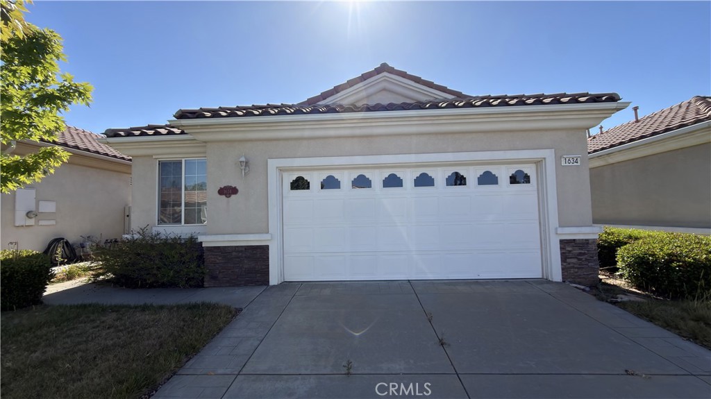 1634 Scottsdale Property Photo 1