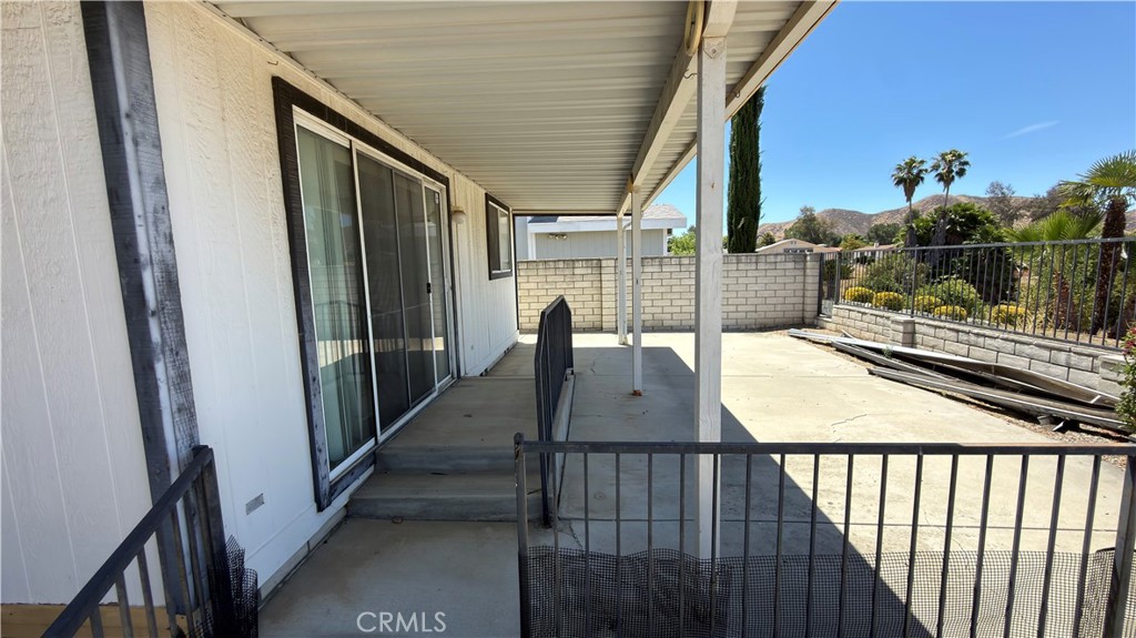 1561 Ailanthus Property Photo 4