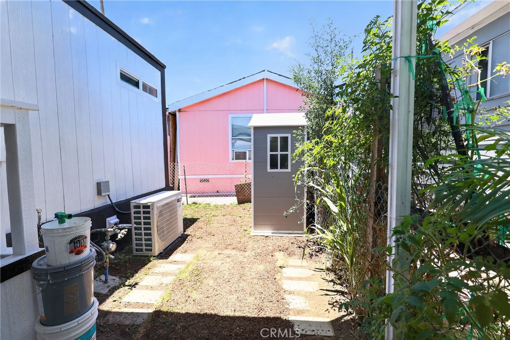 215 S Sullivan Street 220 Property Photo 11