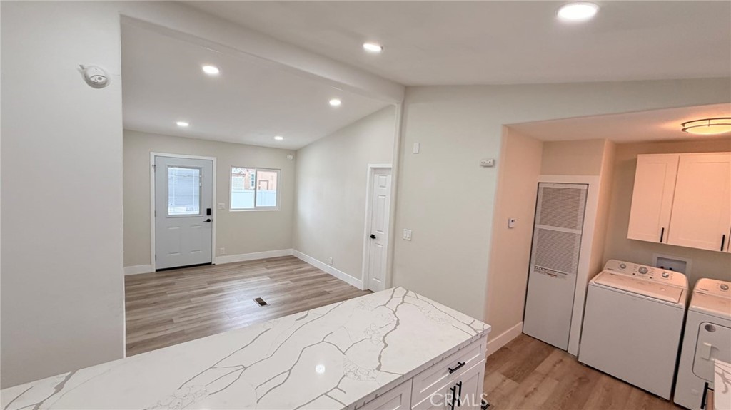215 S Sullivan Street 220 Property Photo 15