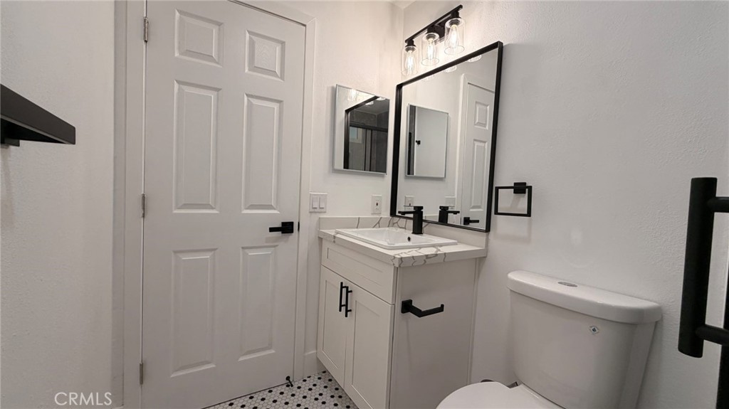 215 S Sullivan Street 220 Property Photo 48