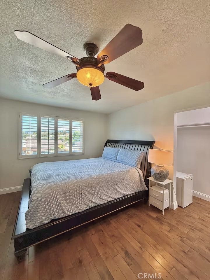 150 E Floral Property Photo 25