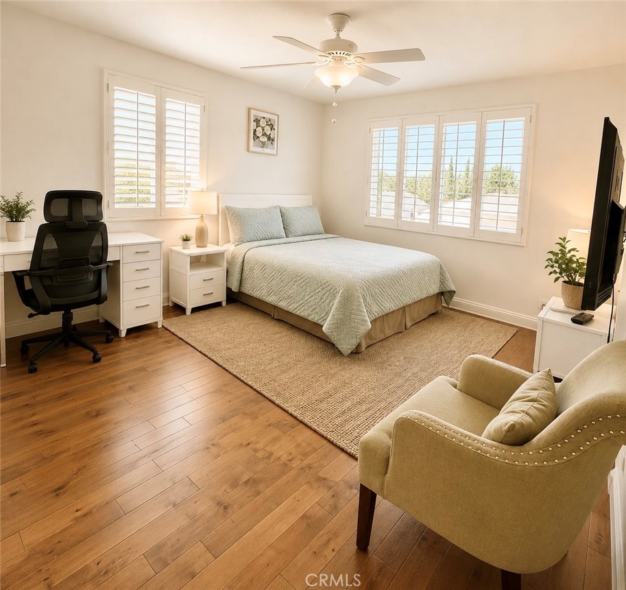 150 E Floral Property Photo 29