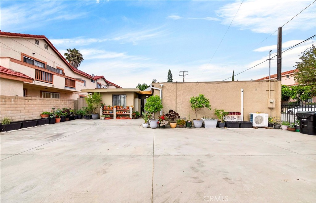 13809 Funston Avenue Property Photo 11