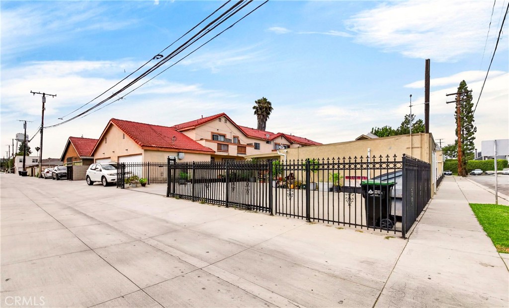 13809 Funston Avenue Property Photo 12