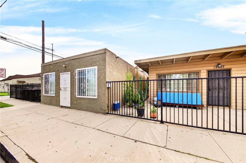 13809 Funston Avenue Property Photo 13